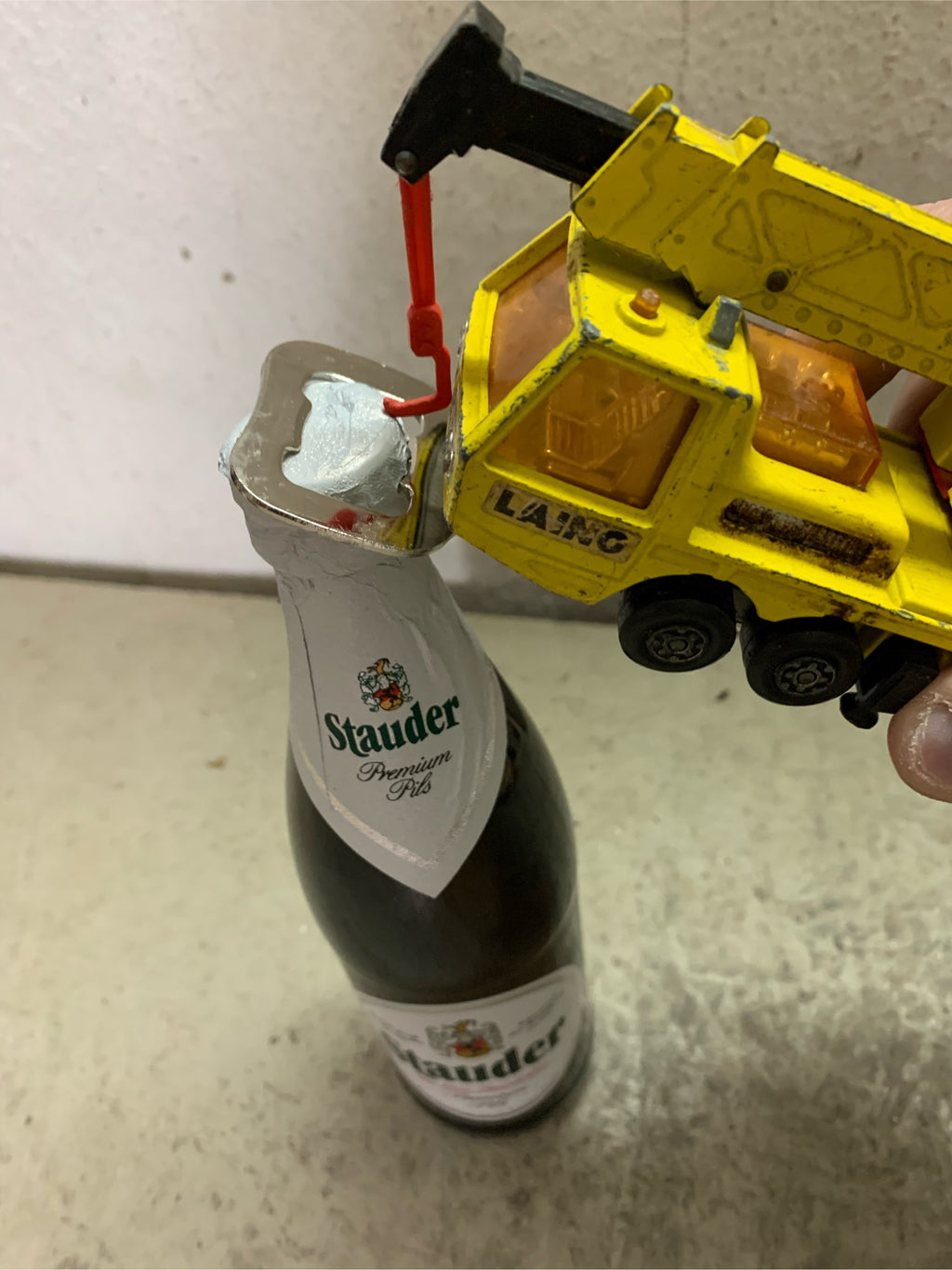 Flaschenöffner groß aus Autokran Modellauto...für handfeste Kumpels