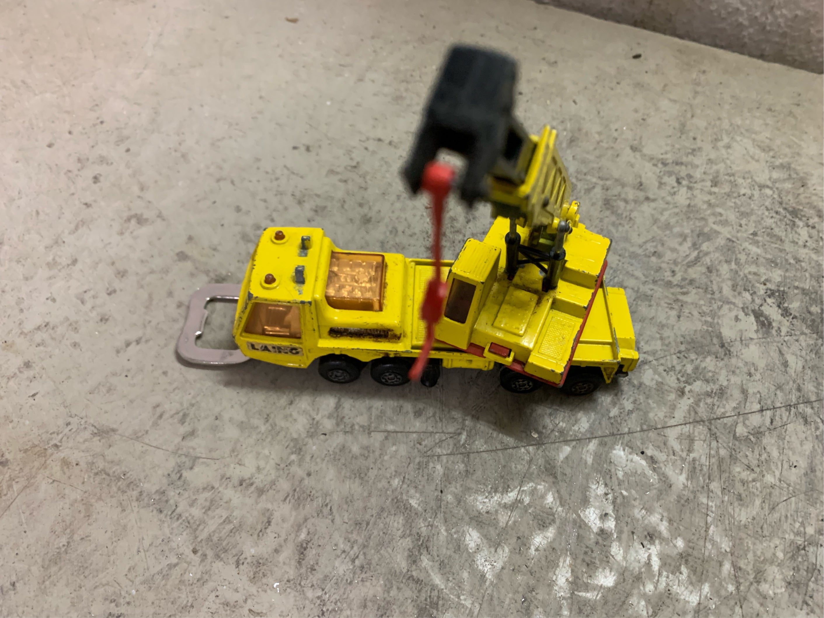 Flaschenöffner groß aus Autokran Modellauto...für handfeste Kumpels