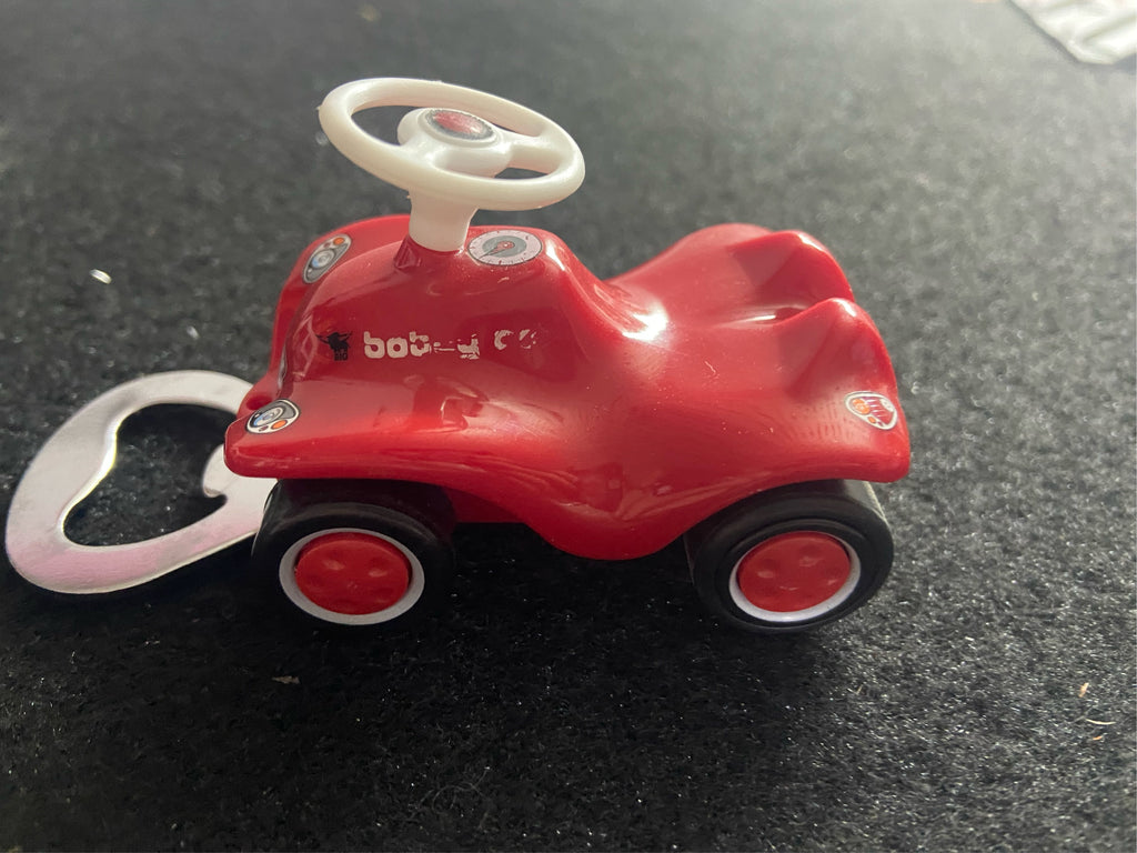 Bobbycar Big Upcycling Flaschenöffner aus bespielten Spielzeugauto