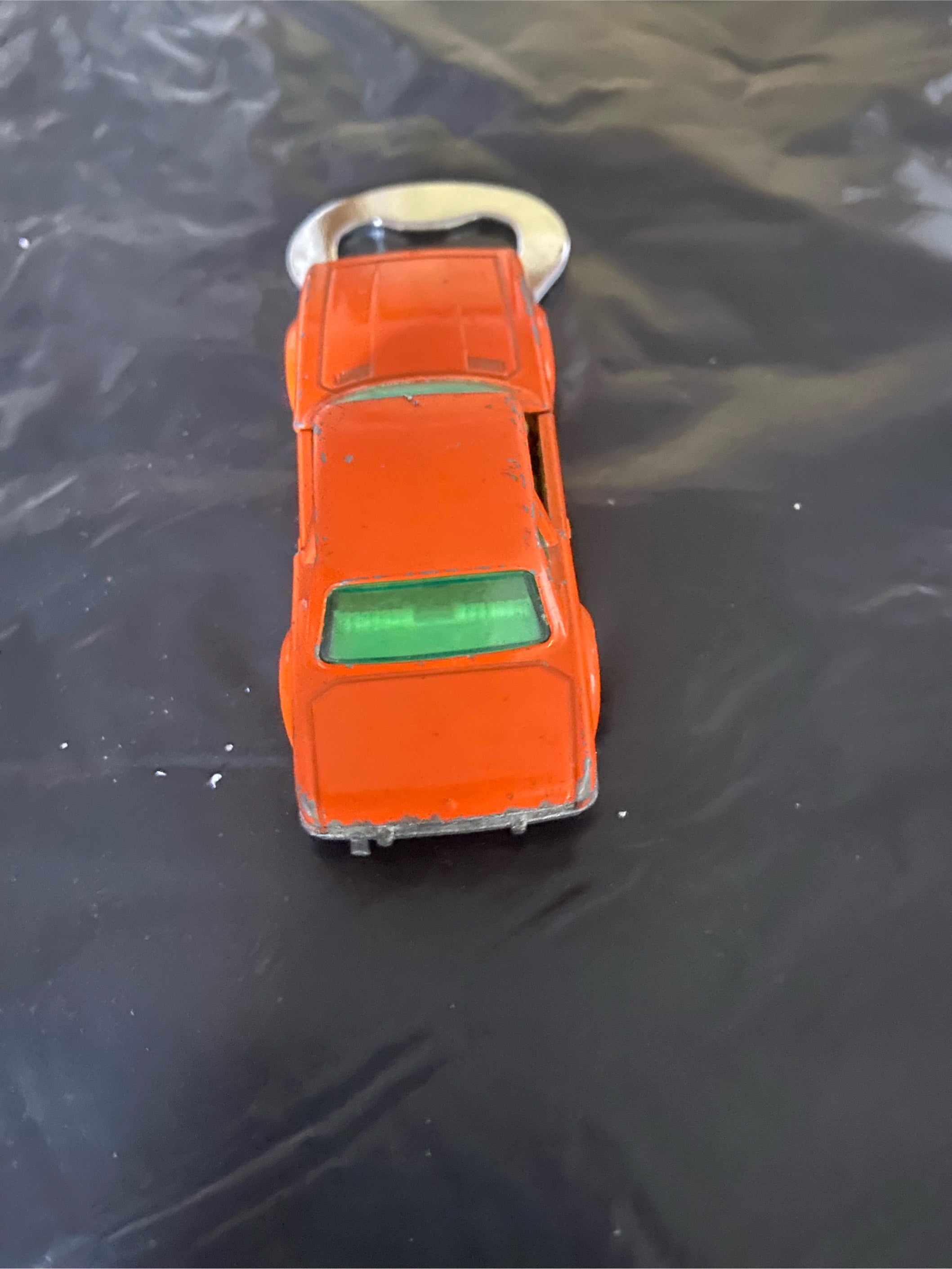 Magnet Flaschenöffner aus bespielten Spielzeugauto...BMW 3,0CS