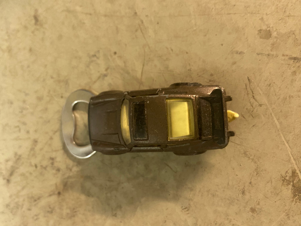 Flaschenöffner aus bespielten Spielzeugauto...Porsche 911 Turbo