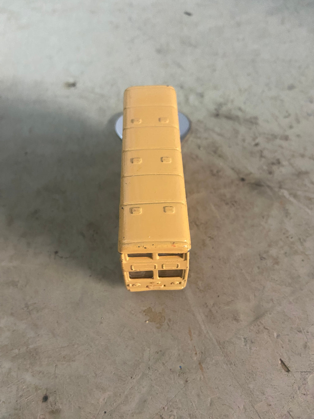 Flaschenöffner aus bespielten Spielzeugauto...Berlin Bus