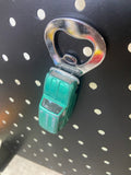 Flaschenöffner aus bespielten Spielzeugauto...Renault R4